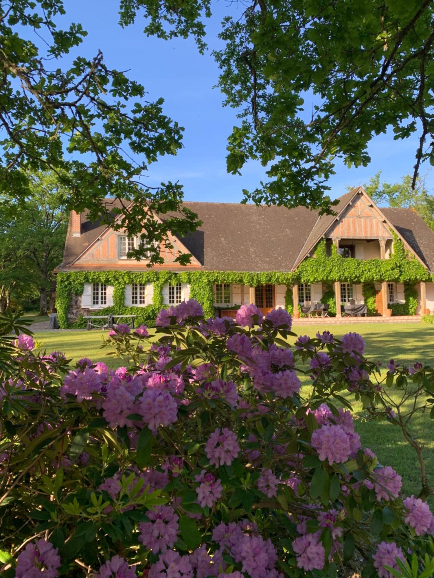 Les Vieux Guays Bed & Breakfast Cerdon  Exterior foto