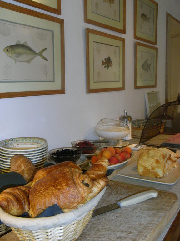 Les Vieux Guays Bed & Breakfast Cerdon  Exterior foto