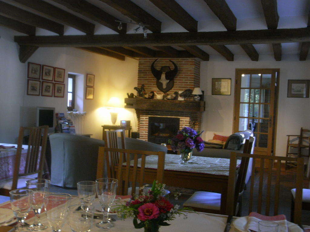 Les Vieux Guays Bed & Breakfast Cerdon  Exterior foto